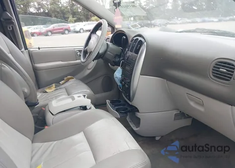 2005 Chrysler Town & Country Touring z USA, uszkodzony, nr VIN 2C4GP54LX5R347585